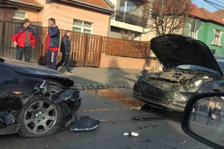 Accident în Grigorescu, în Piața 14 Iulie - VIDEO