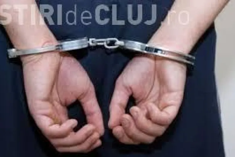 Bărbat reținut de polițiștii clujeni. A amenințat un bărbat să plătească o ”datorie” de 3.000 de euro