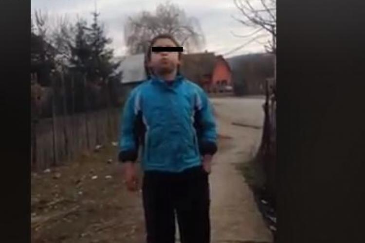 Tânără înjurată și scuipată de romi la Florești; Au început să mă prindă de fund VIDEO