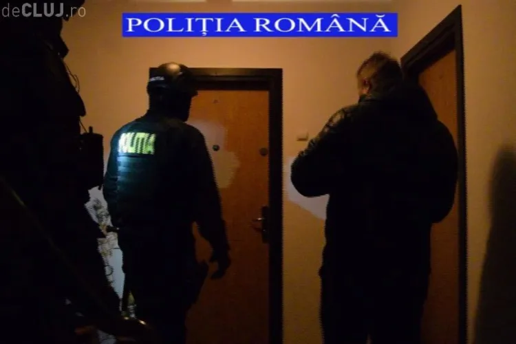 Percheziții după vandalizarea sediului PSD Cluj. Un bărbat a fost reținut 
