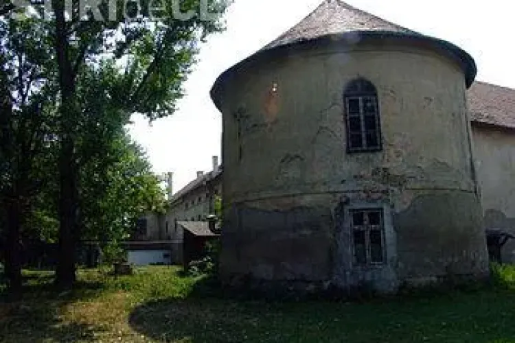 FUNDAȚIA TRADITIO TRANSYLVANICA ÎNCEPE IMPLEMENTAREA PROIECTULUI DE REABILITARE A CASTELULUI WASS–BÁNFFY (BARCSAY) DIN GILĂU