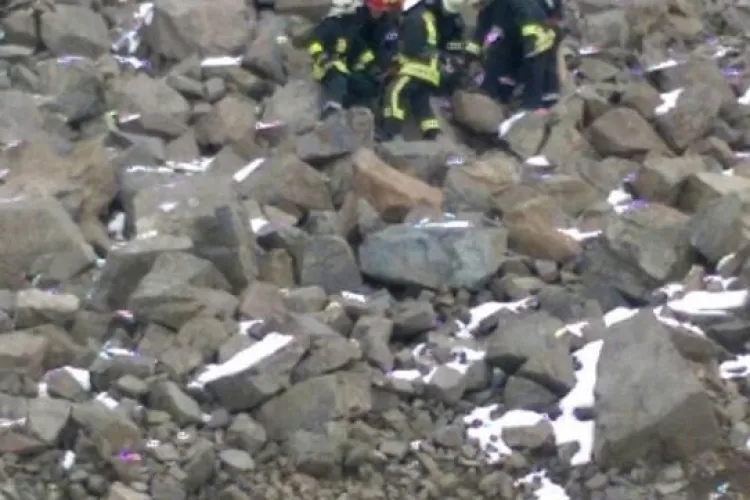 CLUJ: Incident mortal la cariera de la Bologa. Un tânăr a căzut de la 50 de metri înălțime FOTO