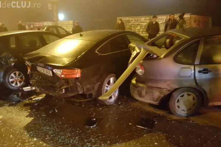 Accident pe Dorobanților. Șoferul e acuzat că făcea liniuțe - FOTO