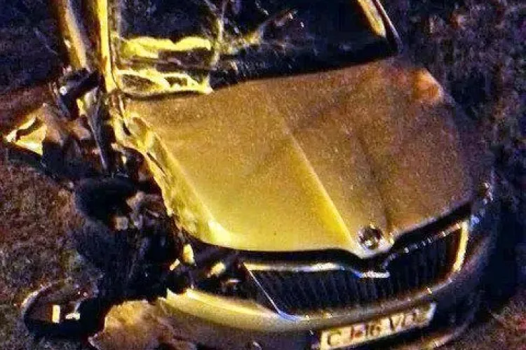 Accident în Piața Mărăști! A intrat direct în sensul giratoriu din Mărăști – VIDEO