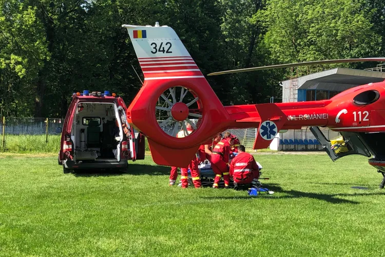 Clujeancă ranită grav de o motocositoare. A intervenit elicopterul SMURD - FOTO
