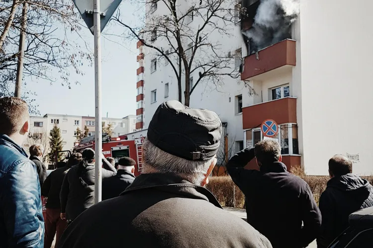 Incendiu la un apartament din Mănăștur, pe strada Răvașului - FOTO