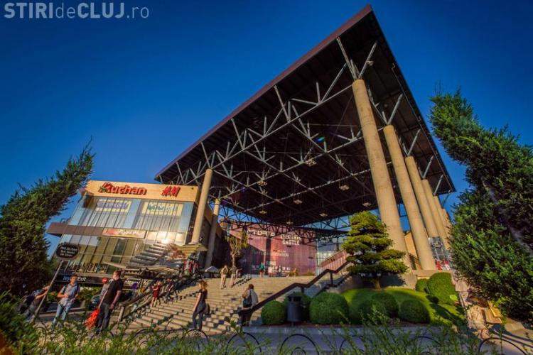 Magazinele și cafenelele din Iulius Mall Cluj, deschise în a doua zi de Paște