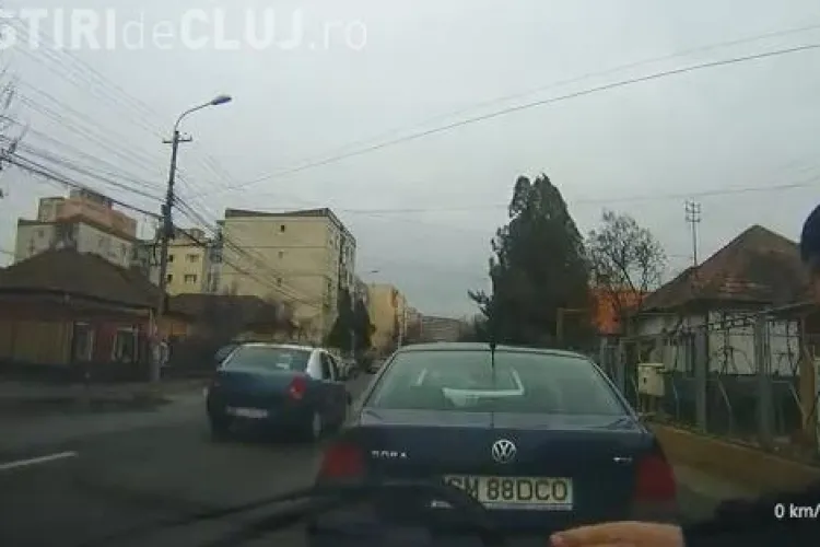 Clujean surprins în timp ce vandalizează mașini: A îndoit ștergătoarele la 6-7 mașini VIDEO