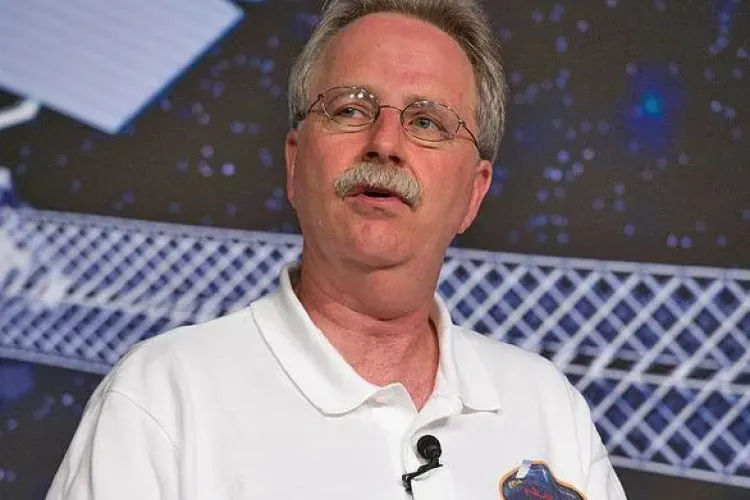 Director NASA: Dacă aţi şti măcar o fracţiune din ce facem, nu aţi mai dormi noaptea