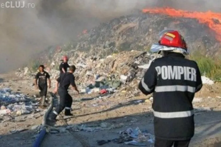 Pata Rât: Arde rampa de gunoi a Primăriei Cluj-Napoca