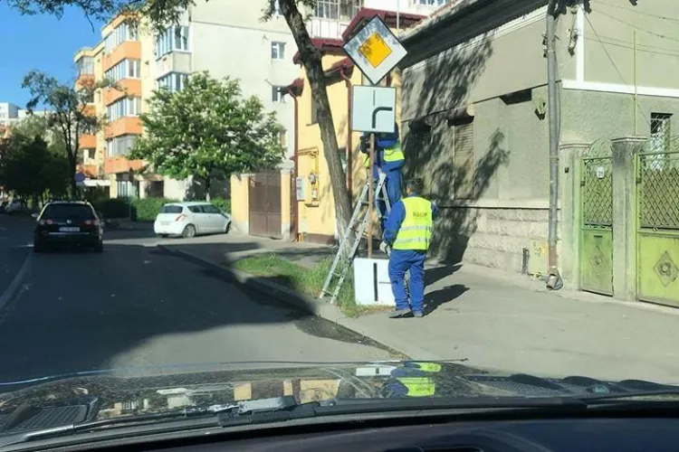 Modificare de circulație la intersecția străzilor Fabricii de Zahăr- Banilor - FOTO