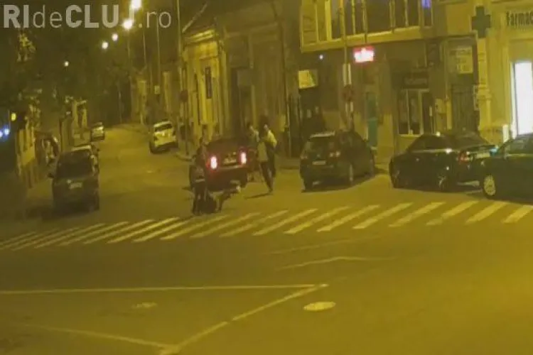 Tânăr CĂSĂPIT în bătaie în centrul Dejului - VIDEO