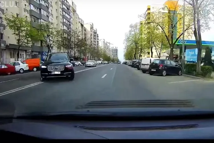 Duminica nebunilor la Cluj: Road rage, ”degete” arătate și discuții aprinse - VIDEO
