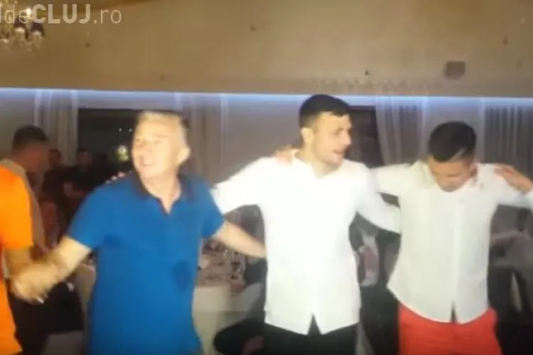 Imagini de la petrecerea CFR Cluj: ”Toţi steliştii au o rană, CFR e campioană” - VIDEO