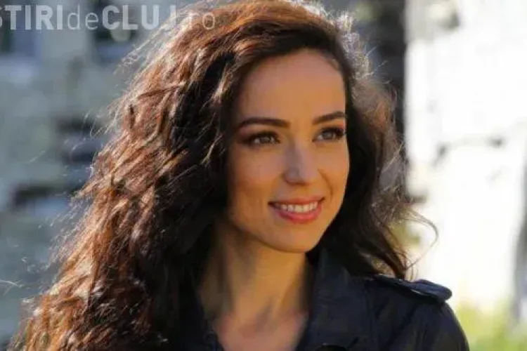 Olivia Steer nu și-a mai vopsit părul de 5 ani. Prin ce miracol nu mai are fire albe