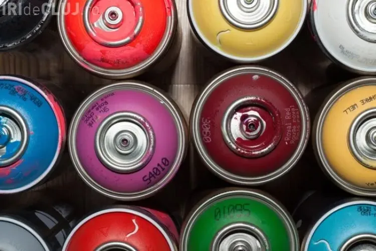 Cluj-Napoca: Amenzi de 1.500 lei pentru graffiti pe o clădire monument istoric