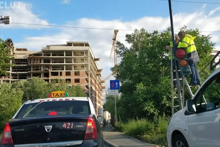 Pe podul Porțelanului se pune ”măcar” un semafor - FOTO