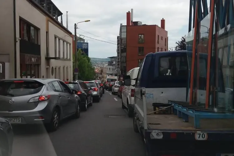 BLOCAJ pe Moților, Piața Lucian Blaga, Victor Babeș și Republicii - FOTO