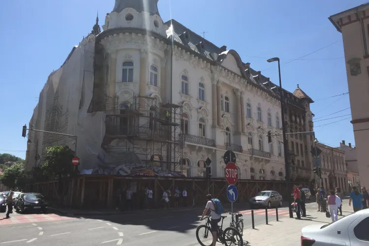 Hotelul Continental va deveni un ”mini-mall”? Ce magazine se vor deschide în Continental - FOTO