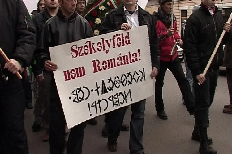 Marius Nicoara cere scoaterea in afara legii a Consiliului National al Maghiarilor din Transilvania (CNMT)