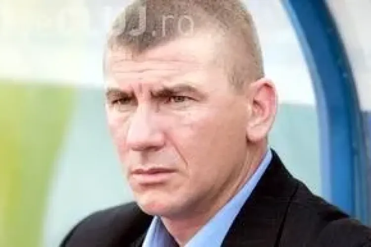 Silvian Cristescu, presedintele Universitatii Craiova, ameninta cu retragerea din campionat: "A fost viciere de rezultat"