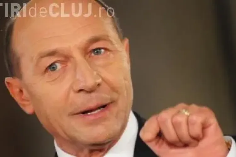 Basescu ii ataca pe politicieni: Au facut ce i-a dus capul, au dublat pensiile si salariile!