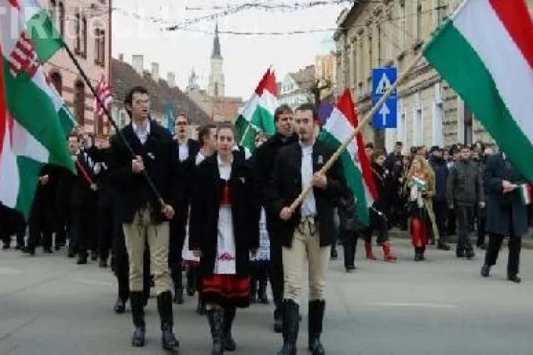 Maghiarii din Cluj-Napoca, cei mai dornici sa devina cetateni ai Ungariei
