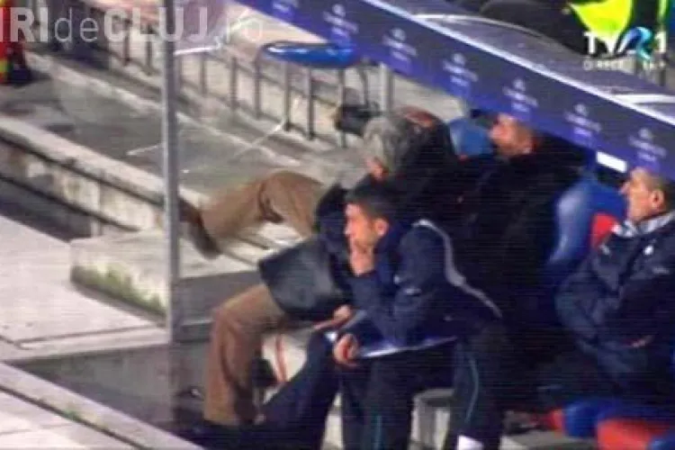 Sorin Cartu l-a atacat pe Ion Iliescu: Sa taca! Din cauza lui, si azi, isi plang romanii mortii in cimitire!