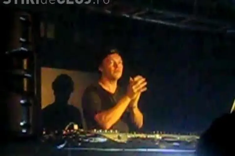 Pete Tong a facut show in sfera de la Iulius Mall - VIDEO si FOTO