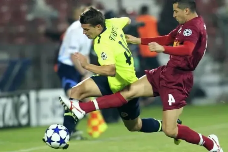Francezul Laurent Duhamel arbitreaza meciul meciul FC Basel - CFR Cluj