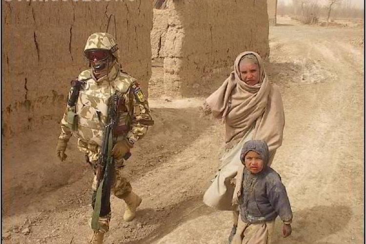 Militar roman ranit in Afganistan