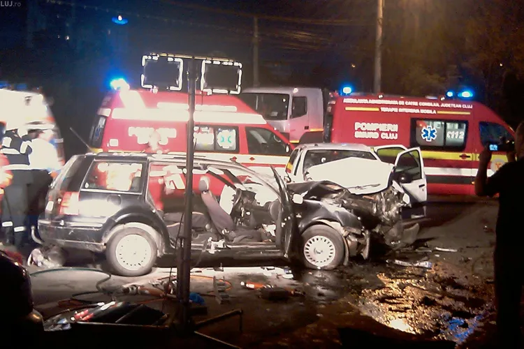 Accident grav pe Bulevardul 1 Decembrie 1918, la intersectia cu strada Giuseppe Garibaldi