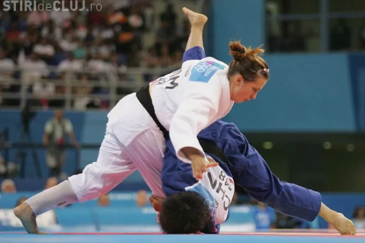 Alina Dumitru a castigat Grand Prix-ul de la Abu Dhabi. Corina Caprioru s-a clasat pe locul trei