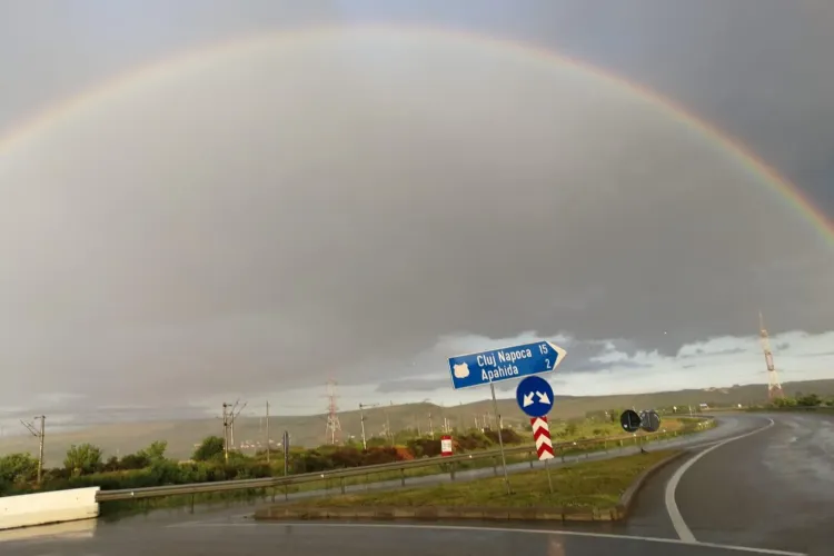 Cluj: Cel mai fumos CURCUBEU al anului - VIDEO
