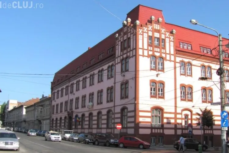 Facultatea de Drept din Cluj, acuzată de ”lipsă de transparență” la un eveniment pe temele justiției