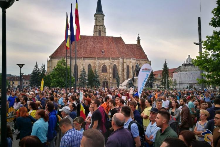 O nouă serie de proteste împotriva Guvernului urmează la Cluj, în fiecare joi: Te-ai săturat de corupție?