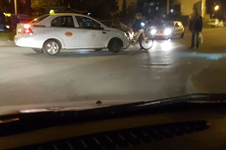 Biciclistă accidentată în Gheorgheni, la intersecția Brâncuși și Romul Ladea - FOTO