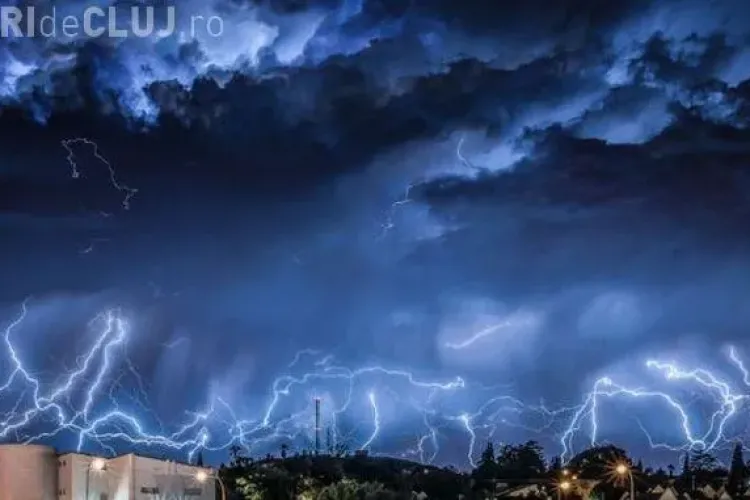 Cod GALBEN de furtuni şi grindină în Cluj. Ce zone sunt vizate