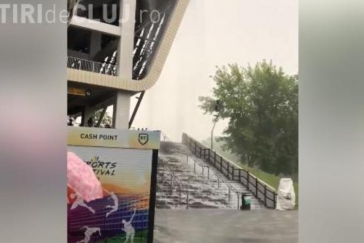 ”Cascadă” pe scările de la Cluj Arena, în urma ploilor VIDEO