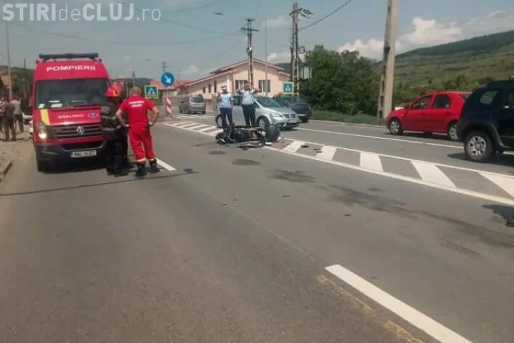CLUJ: Motociclist spulberat de un șofer neatent, care încerca să întoarcă neregulamentar FOTO