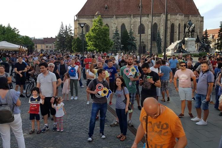 A doua zi de proteste la Cluj! Peste 5.000 de persoane au ieșit în stradă FOTO/VIDEO LIVE