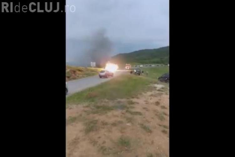 Imagini cu autoturismul care a explodat la începutul lunii - VIDEO