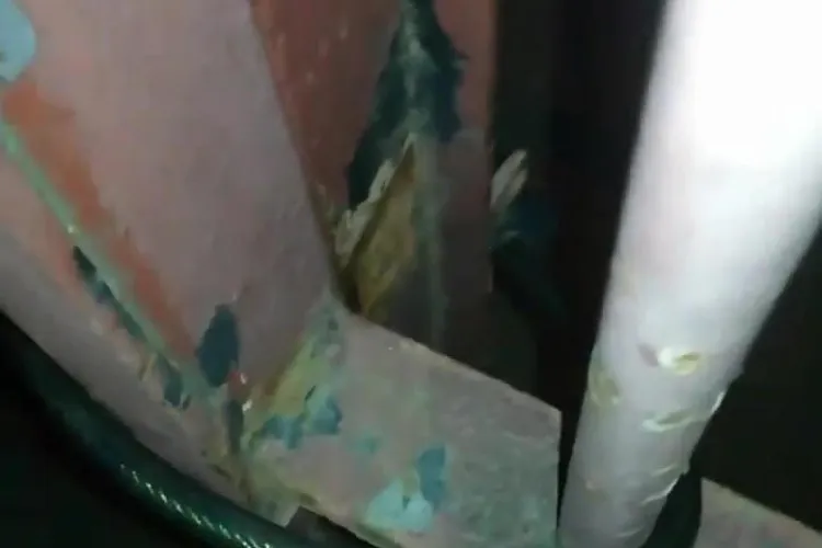 Poliția Gherla e la datorie! Au pus lacătul pe poartă și s-au culcat? - VIDEO