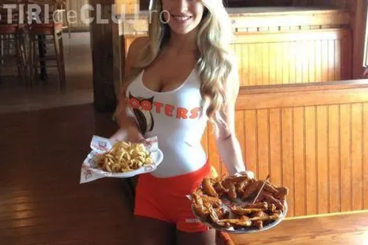 Această chelneriţă şi-a dat demisia DIRECT după ce a primit bonul