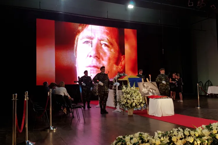 Clujenii își pot lua rămas bun de la Dumitru Fărcaș la Casa de Cultură a Studenților Cluj - VIDEO