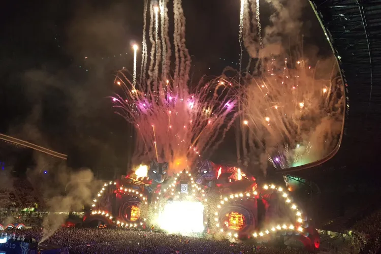 Cum a fost la Untold în prima zi. Începutul a fost neașteptat, dar festivalierii sunt antrenați - VIDEO