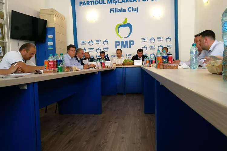 Liderii PMP s-au reunit la Cluj pentru a analiza trei proiecte importante ale partidului
