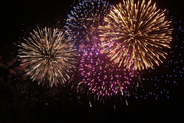 Focuri de artificii ca de Anul Nou la Grad Hotel Italia. Clujenii reclamă deranjul cauzat