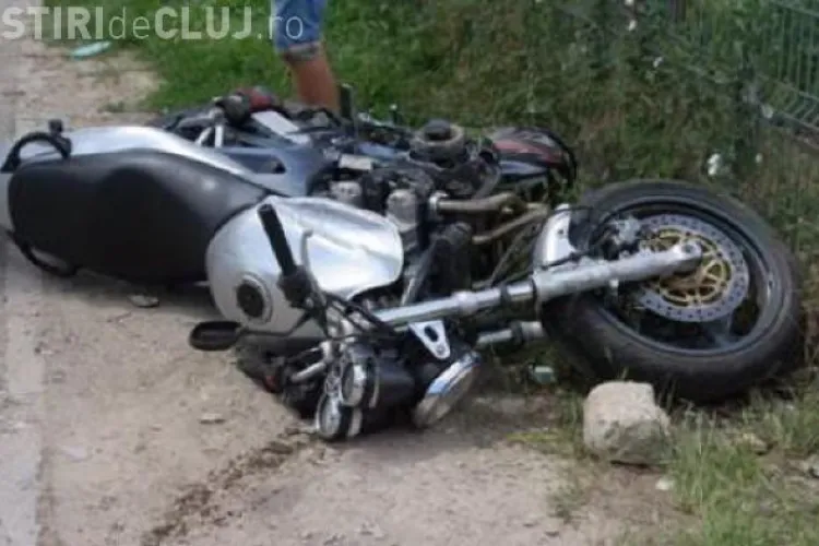 Un motociclist s-a făcut praf pe centura Apahida. Viteza l-a aruncat în șanț