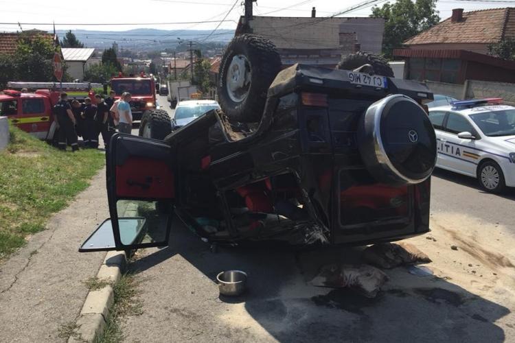 Accident în Cluj! Buturuga mică, răstoarnă carul mare - FOTO